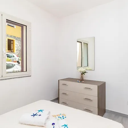 Modern & Via Sassari Appartamento Trinità dʼAgultu